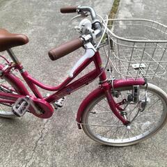 20インチ　小学生女の子　自転車　やや使用感ありますが綺麗な状態