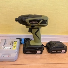 ナフコ　14vインパクトドライバーフルセット