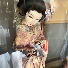 日本人形？