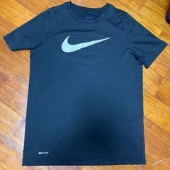 キッズ　ドライフィットシャツの画像