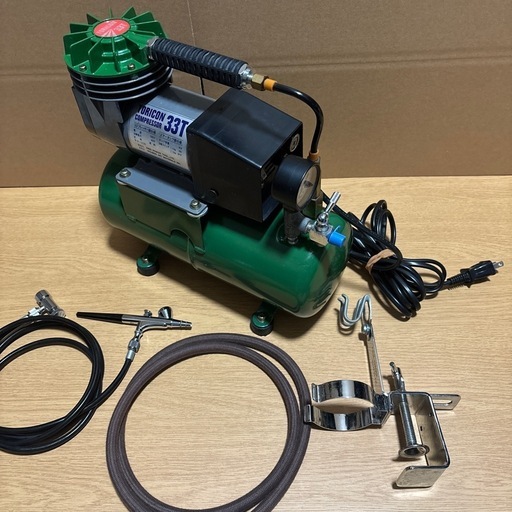 【値下げしました！】トリコン エアーコンプレッサー　33T