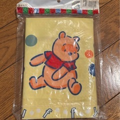 プーさんレジャーシートの画像