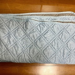 【美品】カーペット　180cm×180cm