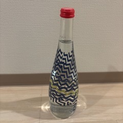 エビアン　限定　KENZO コラボ　Water 水　ミネラルウォーターの画像