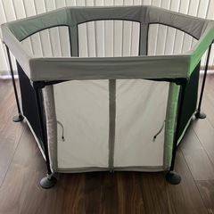 ベビーサークルの画像