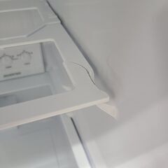 J9599　MITSUBISHI　ミツビシ　３ドア冷蔵庫　MR-C33G-W1　2022年製 クリーニング済み　【リユースのサカイ柏店】参考価格89,800円の画像