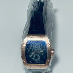 高級ラージダイヤルメンズクォーツ時計 ゴールド　1個の画像