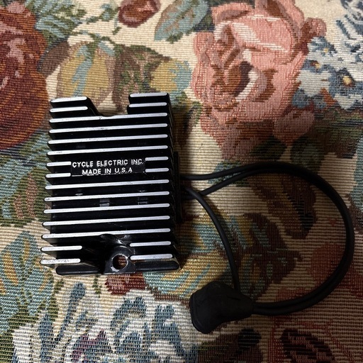 ショベル　レギュレーター