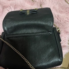 リボン付き黒ショルダーバッグ❣️の画像