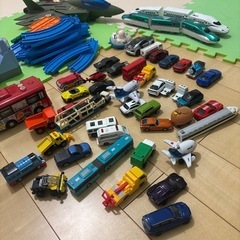 子供おもちゃ、トミカなどの画像