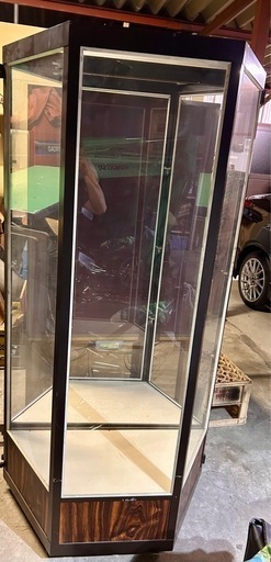 ガラスケース、コレクションケース