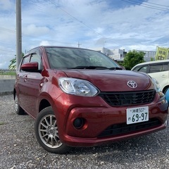 パッソ　赤いシートカバー　車内徹底清掃済み
