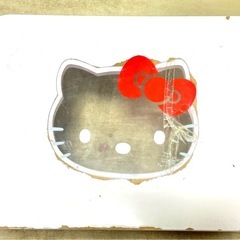 ハローキティ　折りたたみテーブル　ピンク色の画像