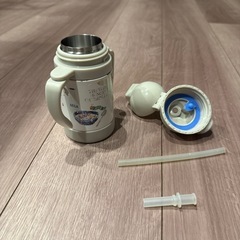 ストロー水筒