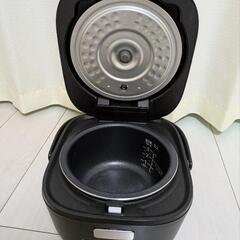 パンやポトフも作れる3合炊き炊飯器の画像