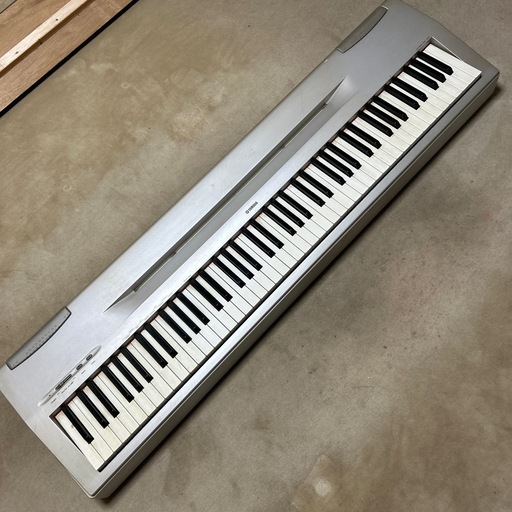 取引中]YAMAHA電子ピアノP-60譲ります