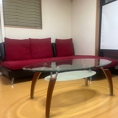 ソファとガラステーブルセット