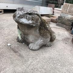 カエルの置物