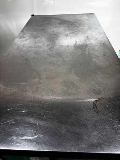 ☆中古￥5,800！ステンレス製作業台　家具　収納家具　幅90㎝ｘ奥行45㎝ｘ高さ81㎝　【BE050】