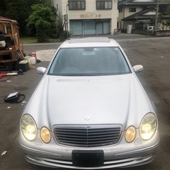 急募　ベンツE320・5万km代・サンルーフ・右ハンドルの画像