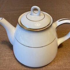 ◆Noritake ノリタケ ティーポット:ゴールドライン