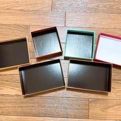 ゴディバ の箱　　3つの画像