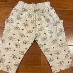 中古　赤ちゃん本舗購入　子供ズボン　サイズ100の画像