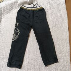 120〜130cm DRUGSTORE’S 黒パンツ、ボーダーパーカーセットの画像