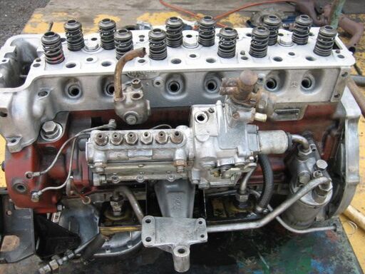 MベンツSL専門工場-113SLエンジンリビルトへツト取り付け-各種加工ー内燃機業務常設