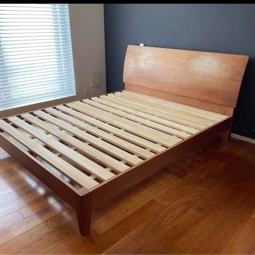 アクタス　ベッド　ダブル