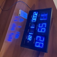 おしゃれなデジタル時計