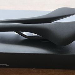 フィジーク Fizik Antares R1 Open サドルの画像