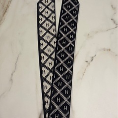 新品 リバーシブル スカーフ バッグチャーム H柄の画像
