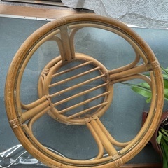 藤家具　テーブルの画像