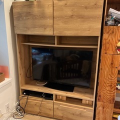 LOWYAテレビ台