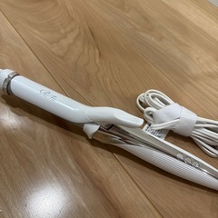 ReFa アイロン