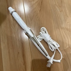 ReFa アイロンの画像