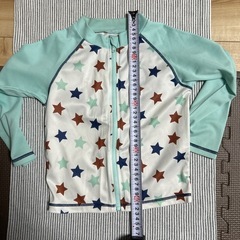 子供用ラッシューガードの画像