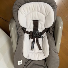 コンビ　スウィングベッド&チェアの画像