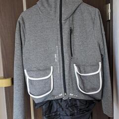 トレーナー　バック