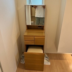 ドレッサー