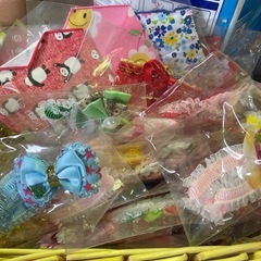 赤ちゃんのヘアーバンドやワンちゃん、ネコちゃんの首輪にいかがですか？