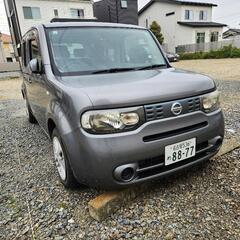 日産キューブ