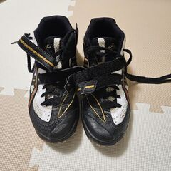 バドミントンシューズ26.5センチ