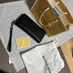 新品未使用マイケルコース長財布　黒の画像