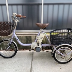 パナソニック　電動三輪車　かろやかライフ　バッテリー　充電器付き