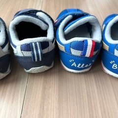【お譲り先決定】アシックス 13.5cm すくすく アイダホ 2足セット ネイビー トリコロールの画像