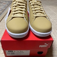 新品未使用　
スニーカー PUMA プーマ プーマ スマッシュ ...