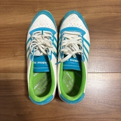 ゴルフシューズ