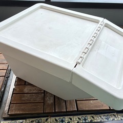 IKEA収納ケース
の画像